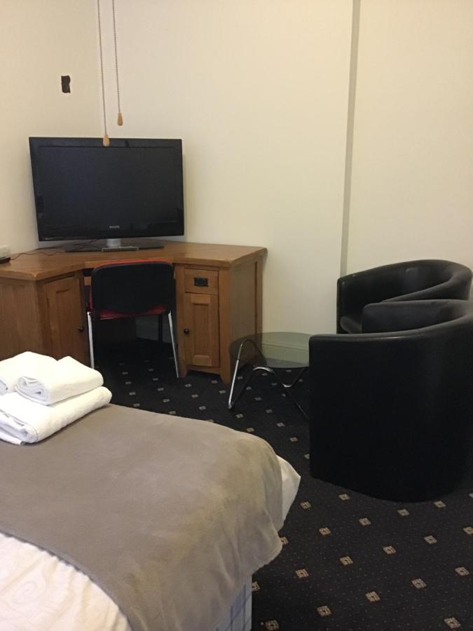 Trevelyan Hotel Илфорд Экстерьер фото