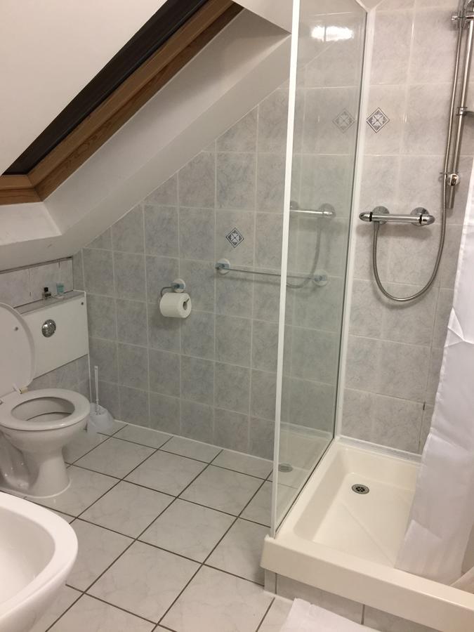 Trevelyan Hotel Илфорд Экстерьер фото